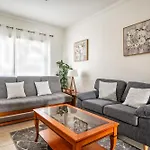 Oasis Park 2 Bedroom Floor At72 Portimão