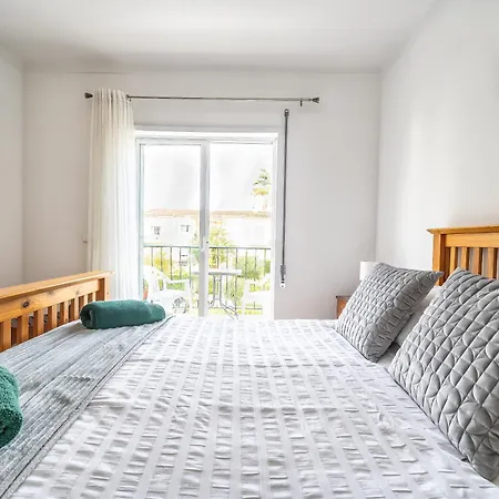 Oasis Park 2 Bedroom Floor At72 Apartmán