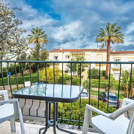 Oasis Park 2 Bedroom Floor At72 Portimao