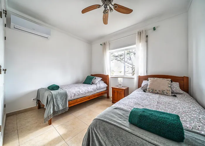 아파트 Oasis Park 2 Bedroom Floor At72 포티마오