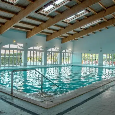 Oasis Park 2 Bedroom Floor At72 Διαμέρισμα